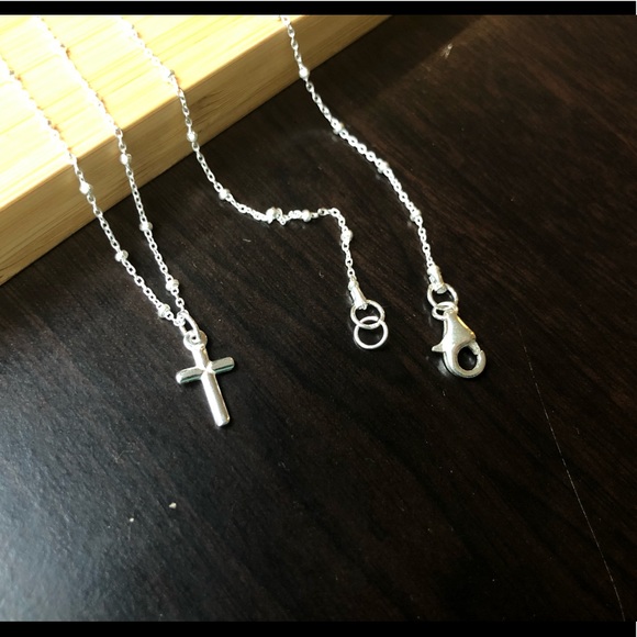 925 Sterling Silver Cross Pendant Necklace - Picture 5 of 6